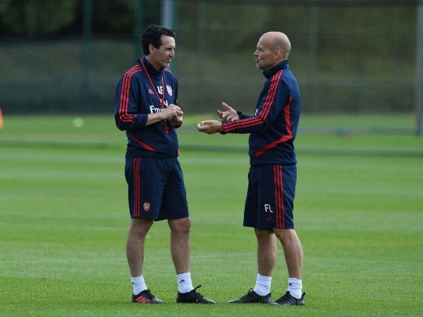 Ljungberg Ternyata Tak Setuju dengan Taktik Emery