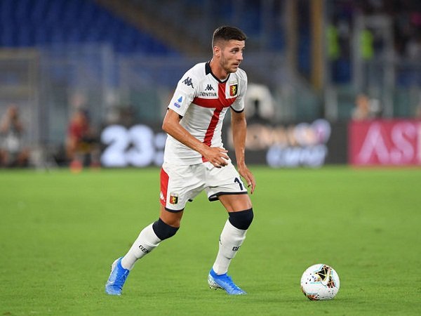 Milan Mulai Negosiasi dengan Genoa Soal Pertukaran Piatek dengan Bek Ini