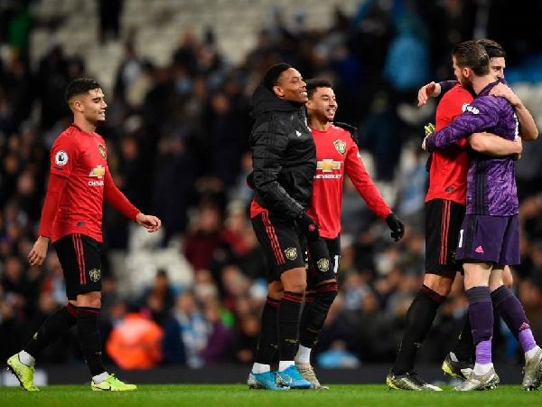 Roy Keane Masih Tak Percaya Manchester United Mampu Kalahkan Manchester City