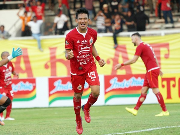 Gelandang Persija Maksimalkan Jeda Kompetisi untuk Berlibur ke Tiongkok