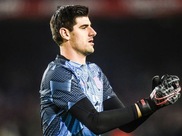 Jalani Hubungan Terlarang, Courtois Meminta Kekasih Gelapnya Aborsi