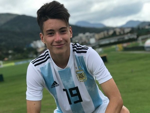 Juventus Gaet Penyerang Remaja Berbakat Asal Argentina