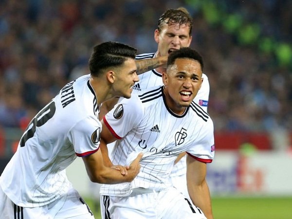 Milan Siap Saingi Empat Raksasa Eropa Buru Sensasi Muda Basel