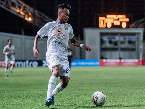 Mulai Dapat Menit Bermain di Persebaya, Alwi Slamet Resmi Perpanjangan Kontrak