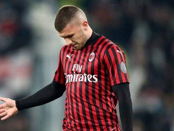 Tinggalkan Milan, Rebic Siap Kembali Ke Frankfurt?