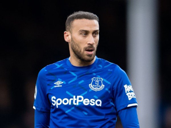 Unik! Crystal Palace Incar Striker Mandul Everton