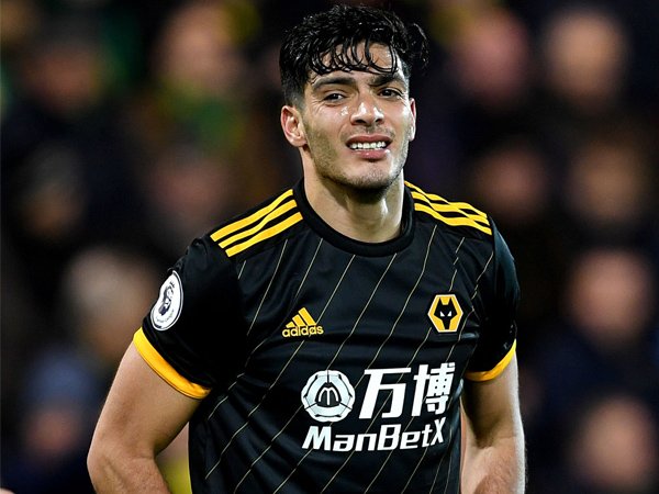 Jika Ingin Datangkan Raul Jimenez, MU Harus Sediakan Dana 1,83 Triliun