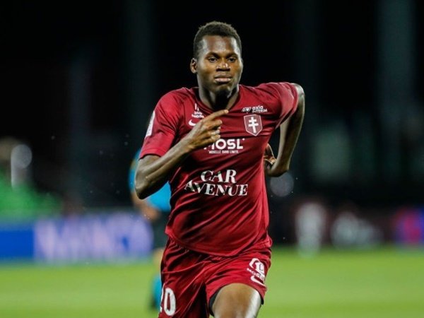 Chelsea Ajukan Tawaran untuk Rekrut Striker Metz Ini