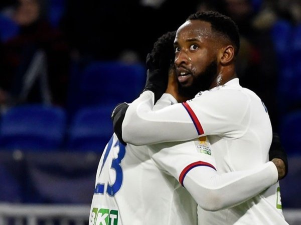 Kane Cedera, Tottenham Inginkan Target Chelsea Dembele