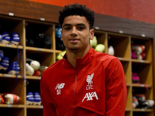 Pelatih Akademi Liverpool Jelaskan Posisi Ki-Jana Hoever