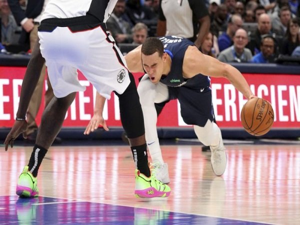 Cedera Achilles, Musim Dwight Powell Berakhir Lebih Cepat