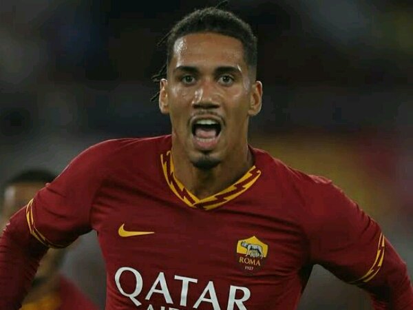 Dibantai Juve, Smalling Akui Roma Sudah kalah Di Babak Pertama