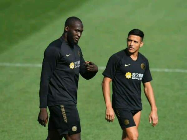 Pemain MU Kecewa Karena Manajemen Setan Merah Tak Cari Pengganti Lukaku dan Sanchez