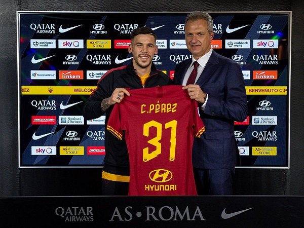 AS Roma Resmi Gaet Carles Perez dari Barcelona