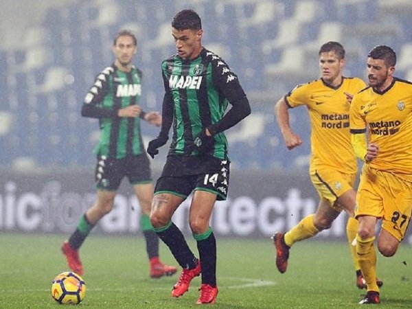 Buka Diskusi dengan Agen, Milan Bakal Rekrut Penyerang Sassuolo Musim Panas Mendatang