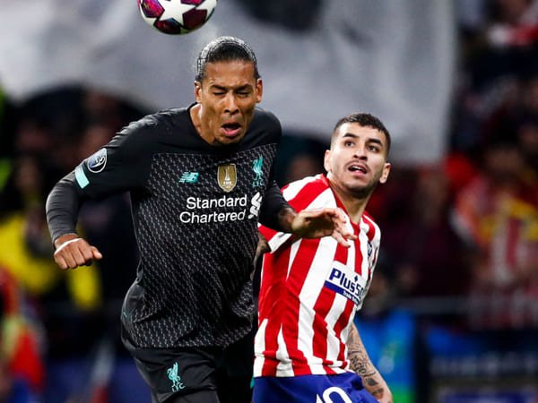 Liverpool Takluk dari Atletico, Ruud Gullit Nilai Van Dijk Tampil Buruk