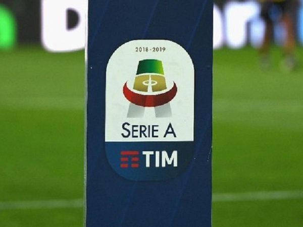 Menebak Alasan Inter Milan Menolak Lakoni Derby d'Italia di Hari Senin
