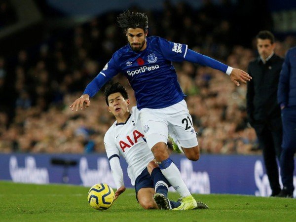 Saat Patah Kaki, Andre Gomes Ternyata Tinju Eks Asisten Manajer Everton