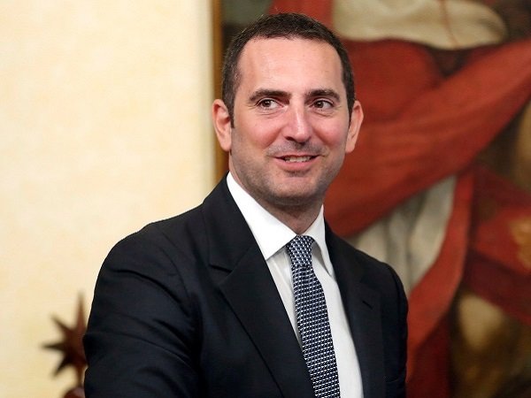 Menpora Italia Desak FIGC untuk Tangguhkan Serie A