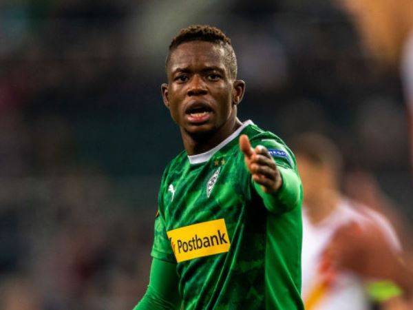 Karena Virus Corona, MU Berpeluang Percepat Transfer Denis Zakaria