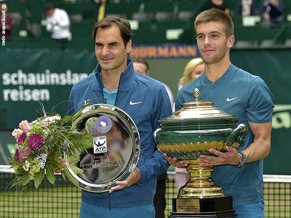 Tundukkan Roger Federer Dua Kali Istimewa Bagi Borna Coric, Tetapi . . .