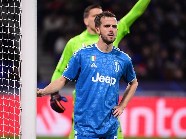Juventus: Medhi Benatia Klaim Miralem Pjanic Diminati Real Madrid dan PSG