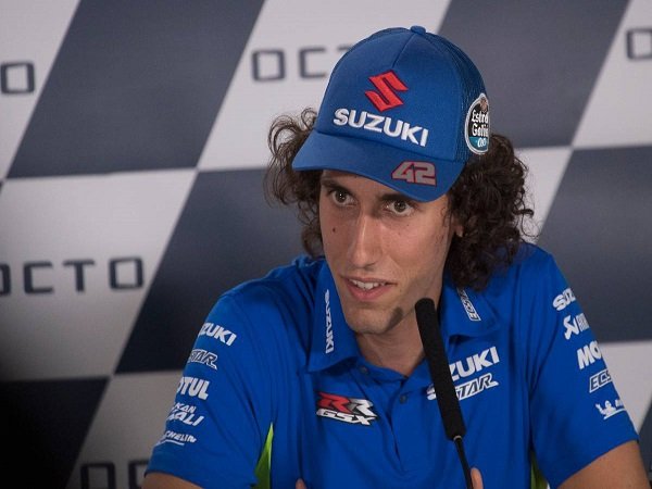 Rins Mencoba Tetap Latihan Ketika Isolasi Diri di Rumah