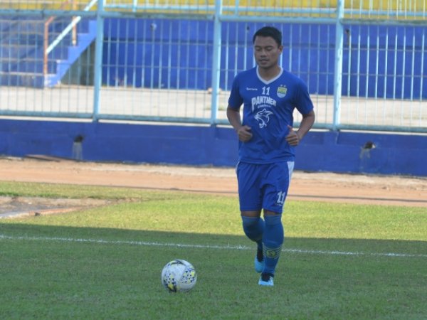 Terpaksa Latihan Online, Begini Perasaan Gelandang Persib