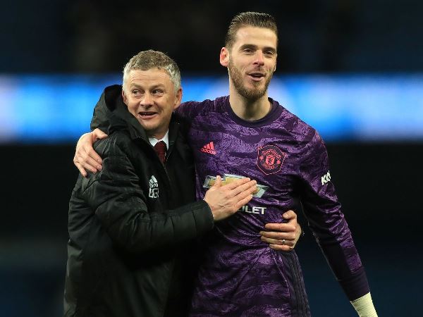 Mantan Kiper MU Yakin Jika Ole Bisa Pertahankan De Gea