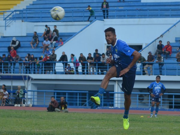 Makan Konate Kirim Doa untuk Wander Luiz yang Positif Terjangkit Virus Corona