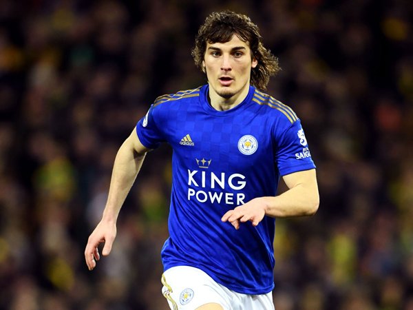 Abaikan Man City, Caglar Soyuncu Ingin Bertahan di Leicester City
