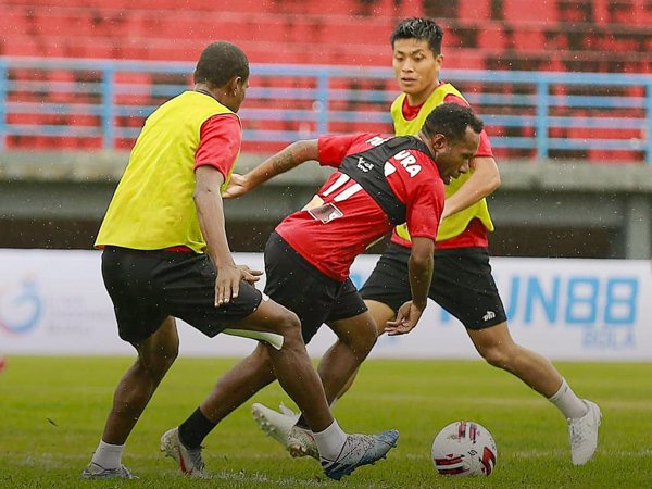 Ternyata Belum Semua Pemain Persipura yang Mengirimkan Video Latihan Mandiri