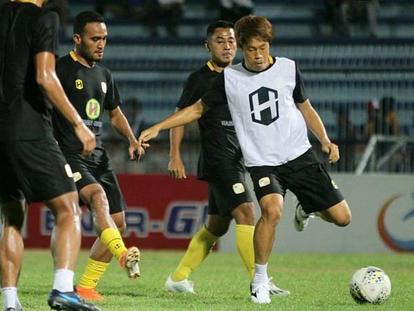Gelandang Jepang Eks Barito Putera Tetap Jaga Fisik Meski Tanpa Klub