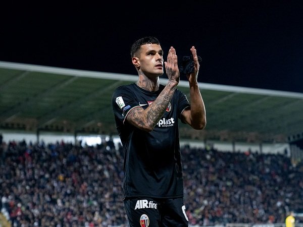 Sebelum Serius Bidik Starlet Sassuolo, Milan Tunggu Jawaban Kunci