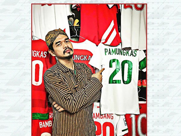 Jersey 'Pamungkas' Milik Bepe Bersama Timnas Indonesia Dilelang