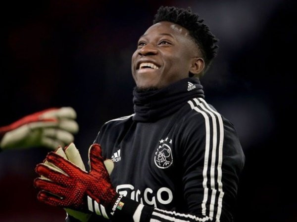 Ucapkan Selamat Tinggal, Andre Onana Siap Pergi dari Ajax?
