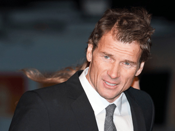 Jens Lehmann Sebut Bundesliga Tak Harus Digelar Secara Tertutup