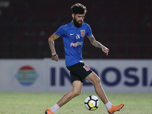 Jalani Ramadan Pertama Bersama Anak dan Istri. Diego: Rasanya Sama Saja