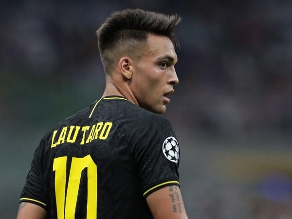 Lautaro Martinez dan Luis Suarez Dinilai Bisa Main Bareng di Barcelona
