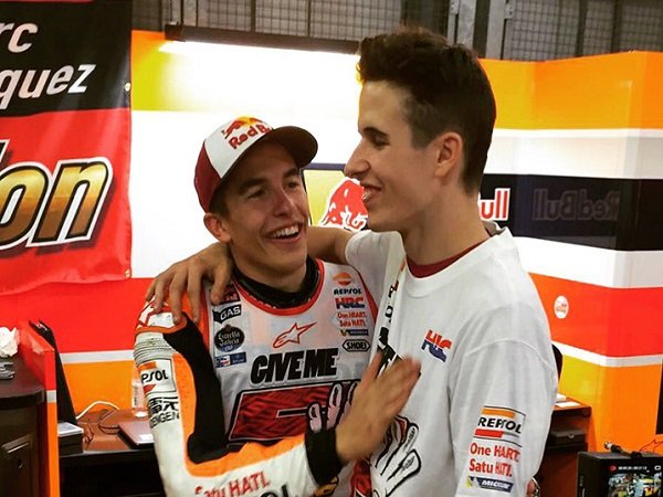 Marc Marquez Rela Tak Juara Asalkan Dimenangkan Sang Adik