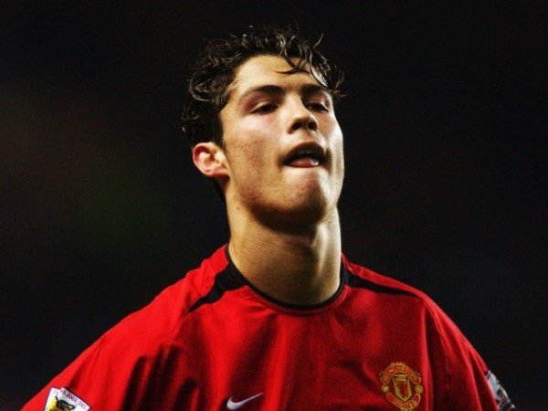 Louis Saha Sebut Cristiano Ronaldo Sudah ‘Jenius’ Sejak Masih 18 tahun