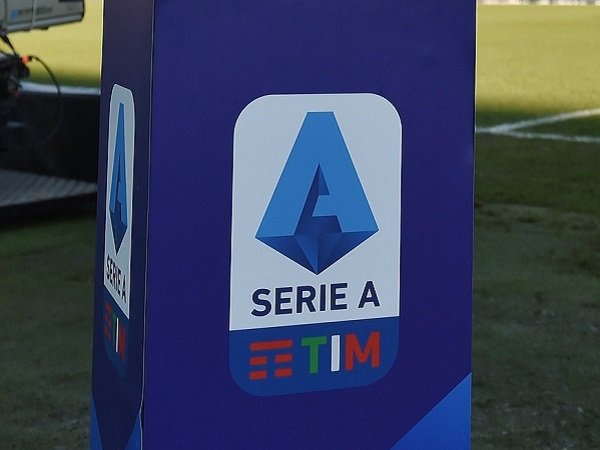 Virus Corona: Menpora Italia Janji Serie A akan Kembali Digelar Secara Perlahan