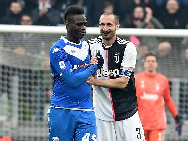 Mario Balotelli dan Giorgio Chiellini Sudah Saling Bermaafan