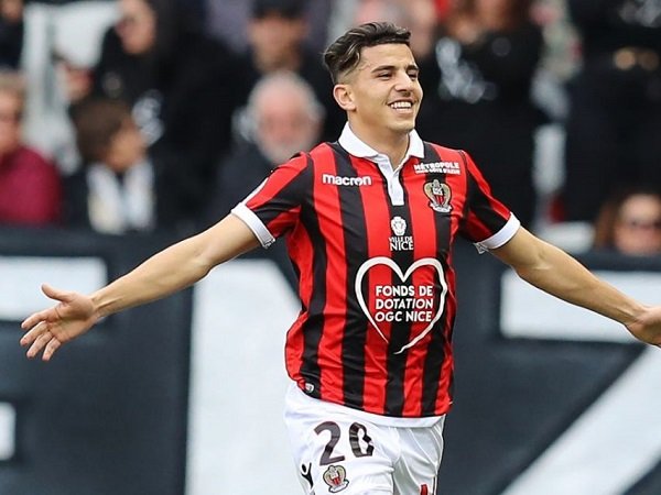 Inter Milan Kembali Kejar Youcef Atal dari OGC Nice