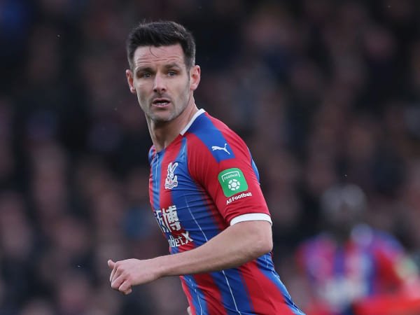 Liga Premier Berpeluang Kembali, Ini Komentar Bek Crystal Palace
