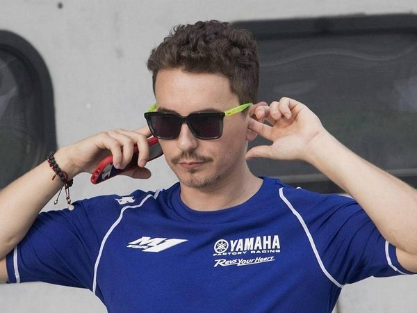 Lorenzo Berikan Tips Kepada Quartararo dan Vinales Untuk Kalahkan Marquez