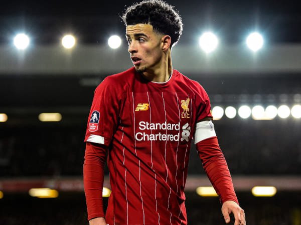 Curtis Jones Bersyukur Bisa Kembangkan Bakatnya di Liverpool