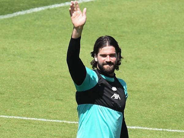 Bekerja dengan Alisson Becker Bawa Kegembiraan Bagi Andy Lonergan