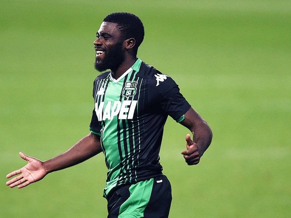 Milan Bakal Bersaing dengan Tiga Rival Serie A Dalam Perburuan Bintang Sassuolo