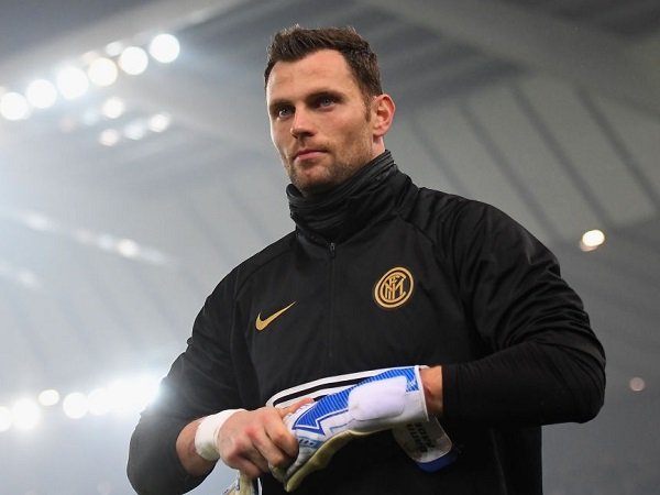 Inter Milan Siapkan Kontrak Baru Untuk Kiper Pelapis Daniele Padelli